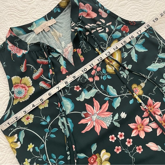 LOFT Floral Sleeveless Top Size MP - Picture 7 of 13